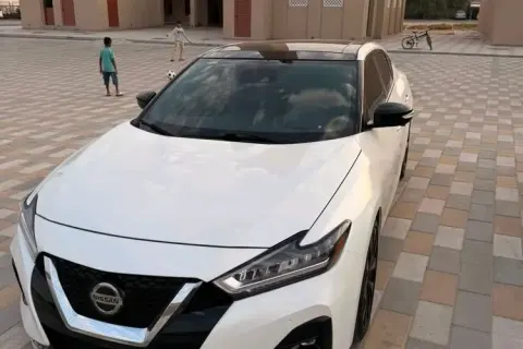 2019 Nissan Maxima SR