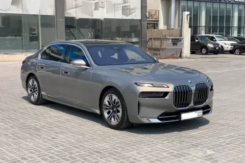 2023 BMW 7 Series 735i