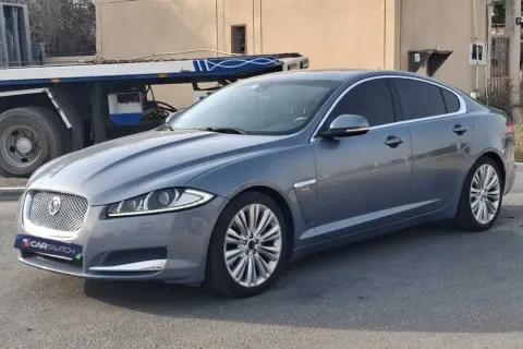 2014 Jaguar XF 2.0 Prestige