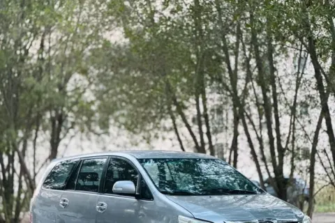 2015 Toyota Innova Z