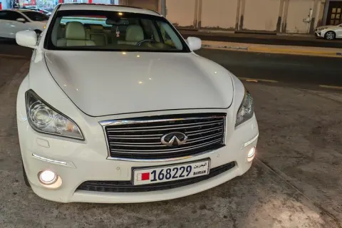 2014 Infiniti Q70 3.7L Luxe