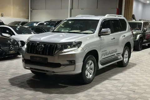 2020 Toyota Land Cruiser Prado TXL