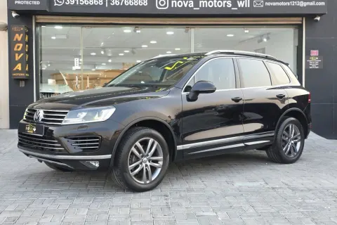 2018 Volkswagen Touareg R