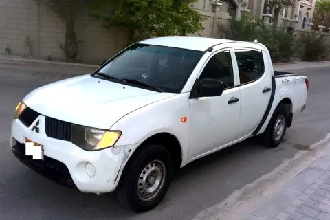 2009 Mitsubishi L200 2.4L Double Cab GLS (4WD)