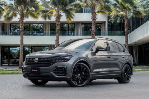 2021 Volkswagen Touareg R