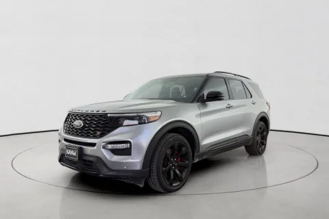 2021 Ford Explorer  XLT