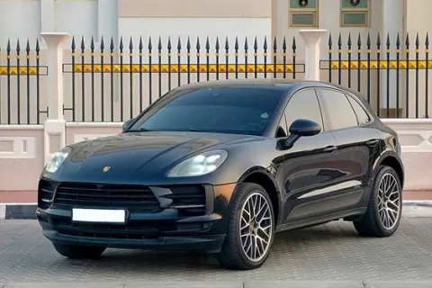 2021 Porsche Macan Turbo Performance Package