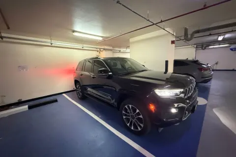 2022 Jeep Grand Cherokee Overland