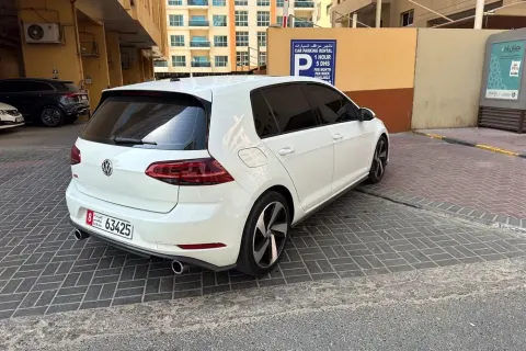 2018 Volkswagen Golf GTI Sport