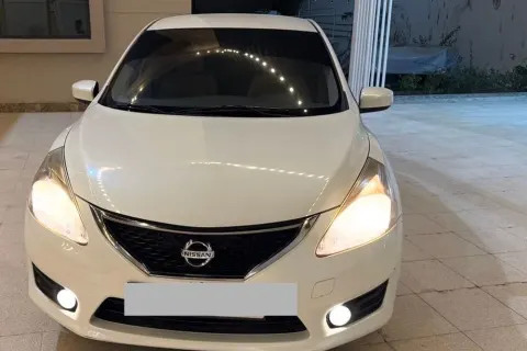 2015 Nissan Tiida 1.8L SV