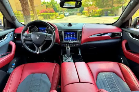 2020 Maserati Levante Q4