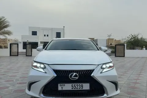 2015 Lexus ES 350 4 door 3.5L