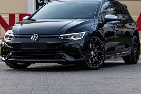 2024 Volkswagen Golf R Sport