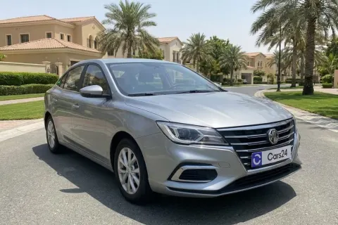 2025 MG 5 1.5L STD