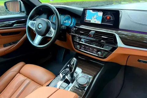 2019 BMW 5 Series 530e