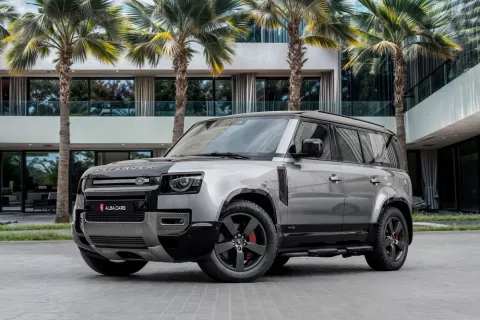 2024 Land Rover Defender SE