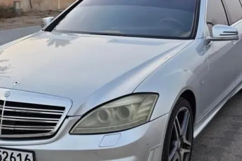 2008 Mercedes Benz S Class S550