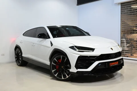 2020 Lamborghini Urus Performante