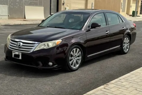 2010 Toyota Avalon 3.5 Sedan