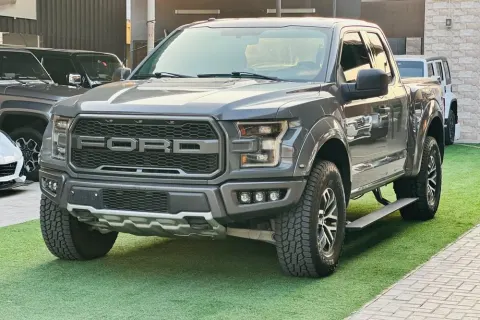 2018 Ford F-150 Raptor 3.5L EcoBoost Super Cab (Mid Range)