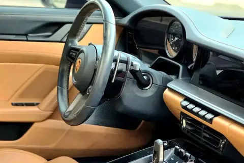 2023 Porsche 911 Carrera 4 GTS