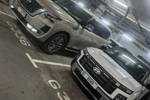 2012 Nissan Patrol 5.6L SE Type 1