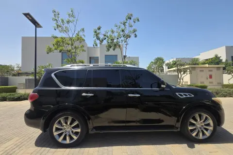 2012 Infiniti QX56 5.6L Base + Tow Package