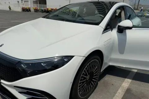 2023 Mercedes Benz EQS Sedan 450+
