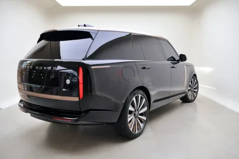 2025 Land Rover Range Rover Autobiography