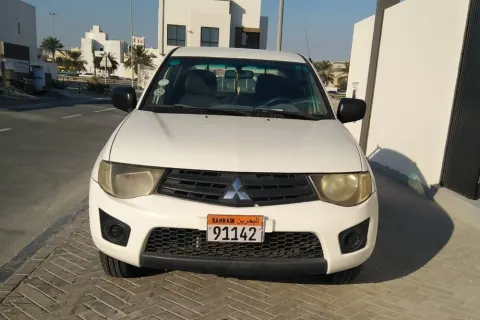 2012 Mitsubishi L200 2.4L Double Cab GL (2WD)