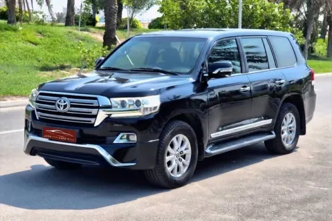 2017 Toyota Land Cruiser 5 Door 5.7L