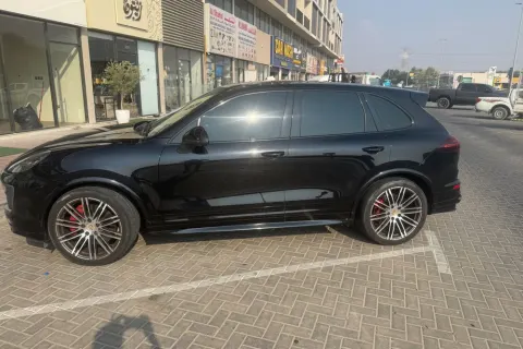 2016 Porsche Cayenne GTS