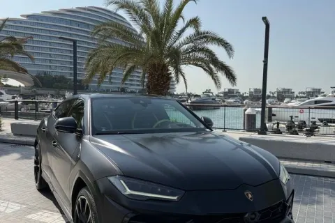 2022 Lamborghini Urus Other