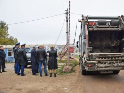 В Ухте выбирают земельный участок для строительства мусоросортировочного комплекса и новой свалки