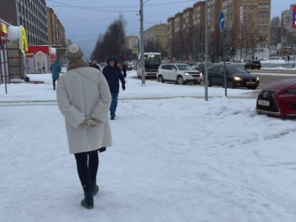 Пенсионерам одобрили предновогоднюю выплату: на карту каждому зачислят по 15 000 рублей