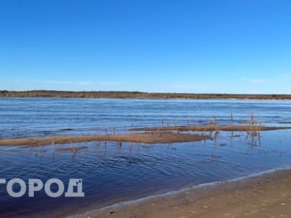 Из-за резкого снижения уровня воды в одной из рек Коми прекращено движение судов