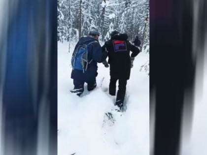 Спасатели обнаружили потерявшегося жителя Коми в лесу