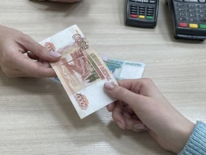 Директор одного из колледжей в Сыктывкаре дробил госконтракты