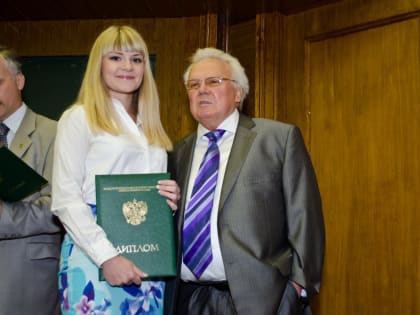 Инна Ведерникова: «Моё студенчество в МГУ». 270-летию московского вуза посвящается!