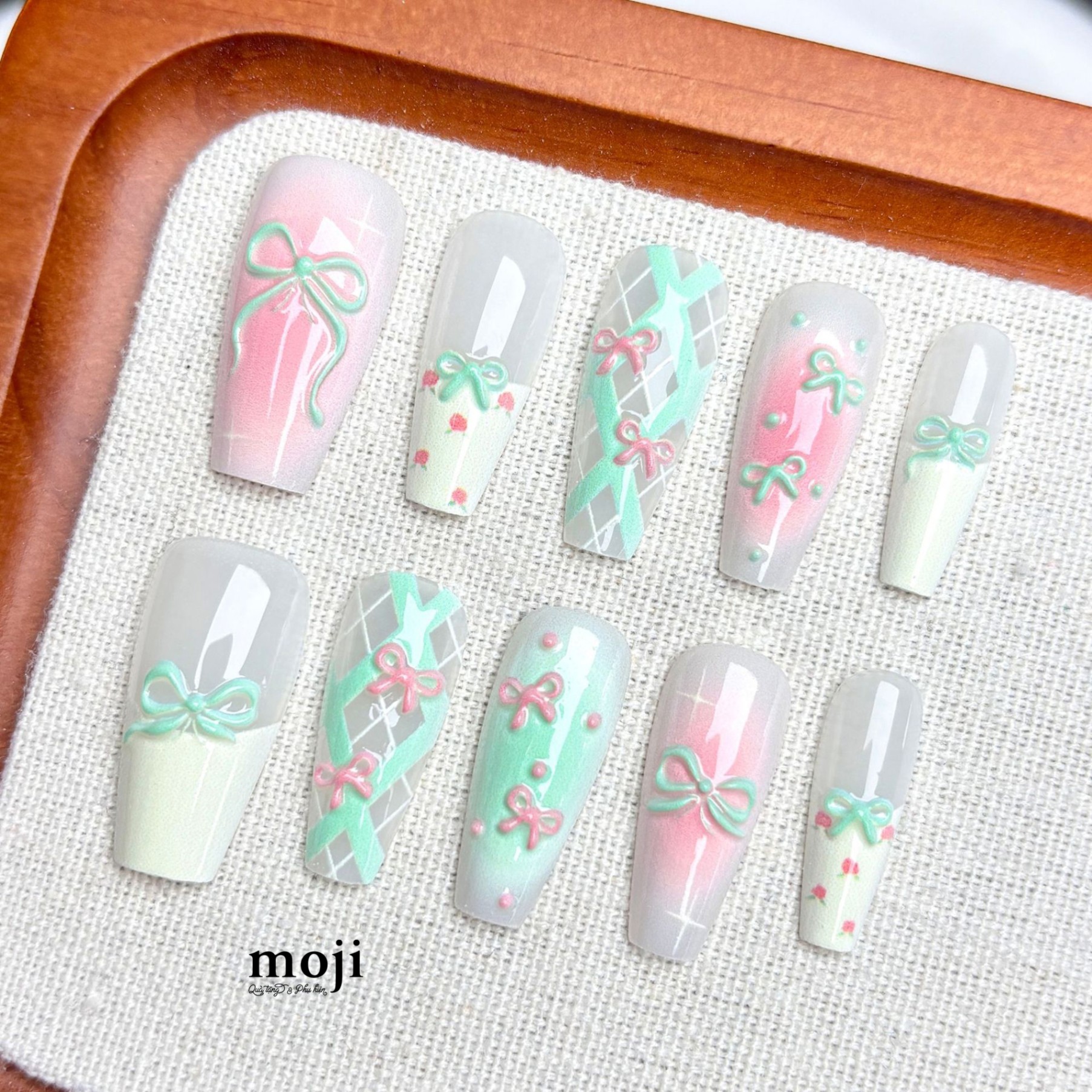 A.806 Bộ móng tay giả Bow nơ phối màu kèm keo WY080 set10