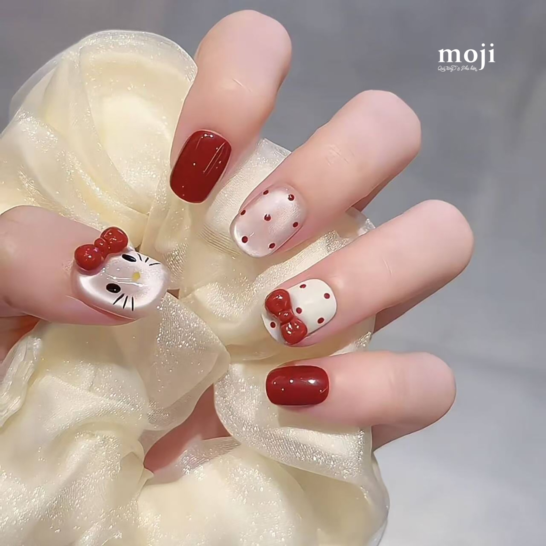 Móng tay giả đính chi tiết nổi Sanrio family Hello Kitty face đeo nơ chấ m bi kèm keo S90 set10