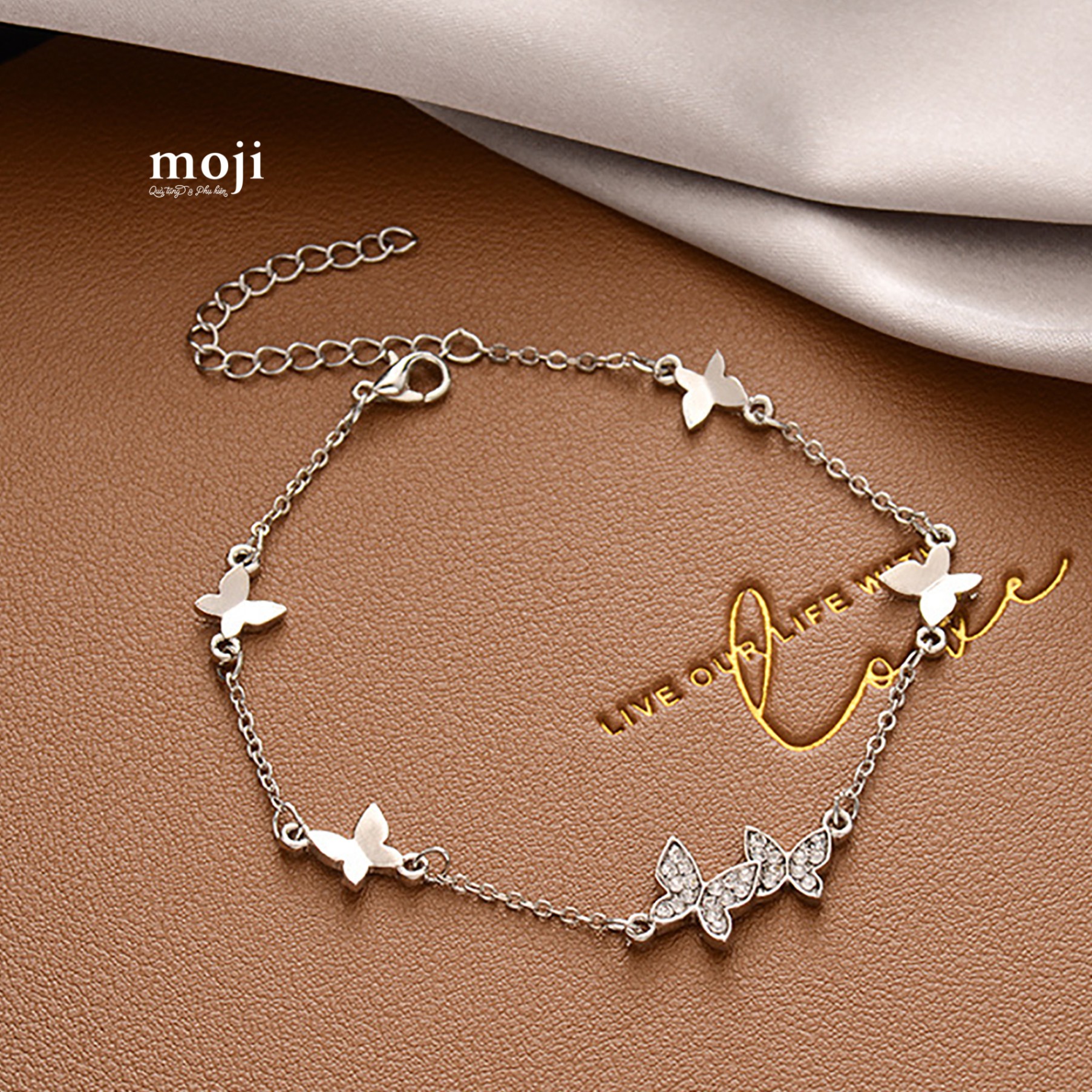 A.840 Vòng đeo tay Butterfly đính đá silver