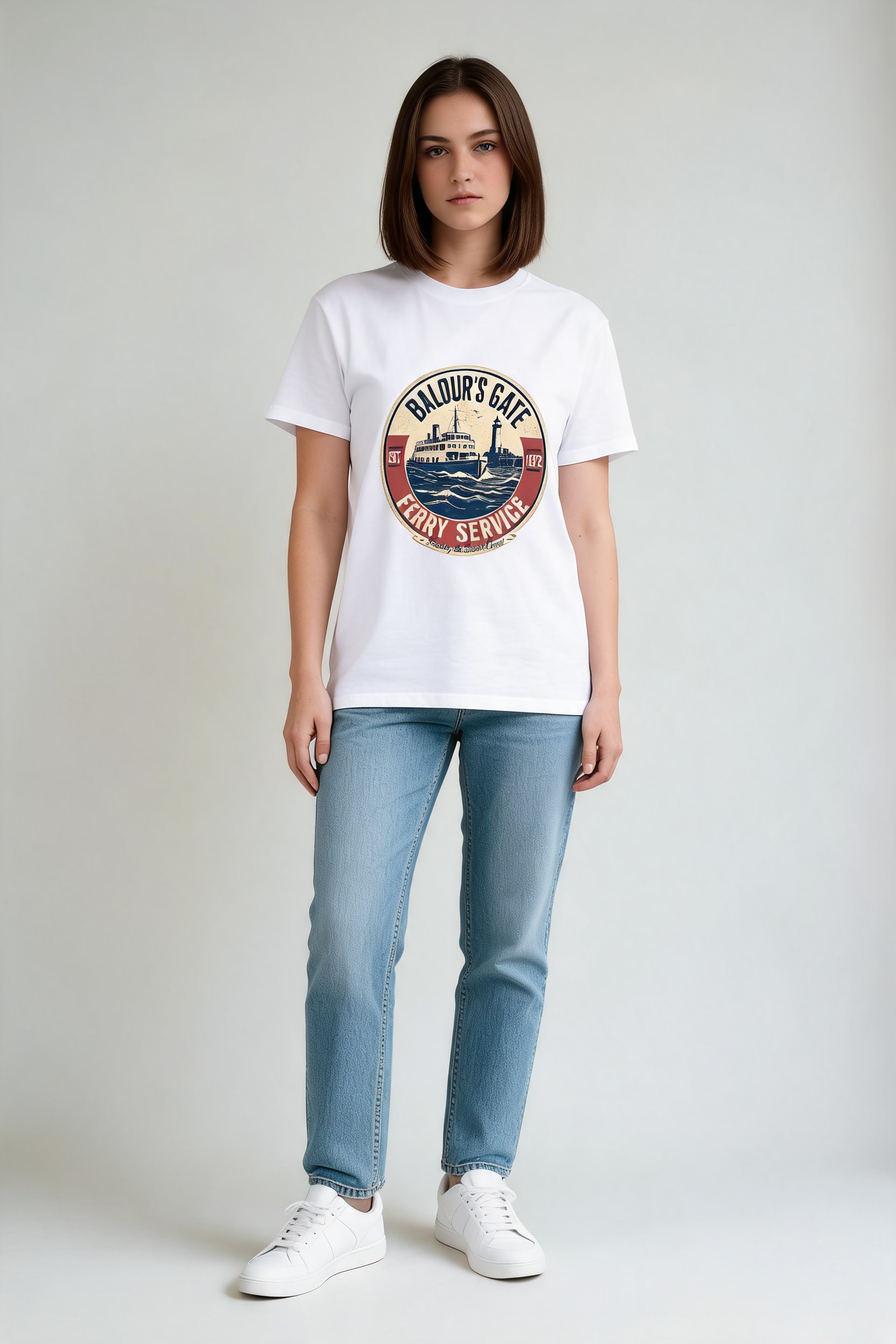 Modelo feminino em look casual com camiseta branca básica, calça jeans reta e tênis branco, em estúdio com iluminação natural suave