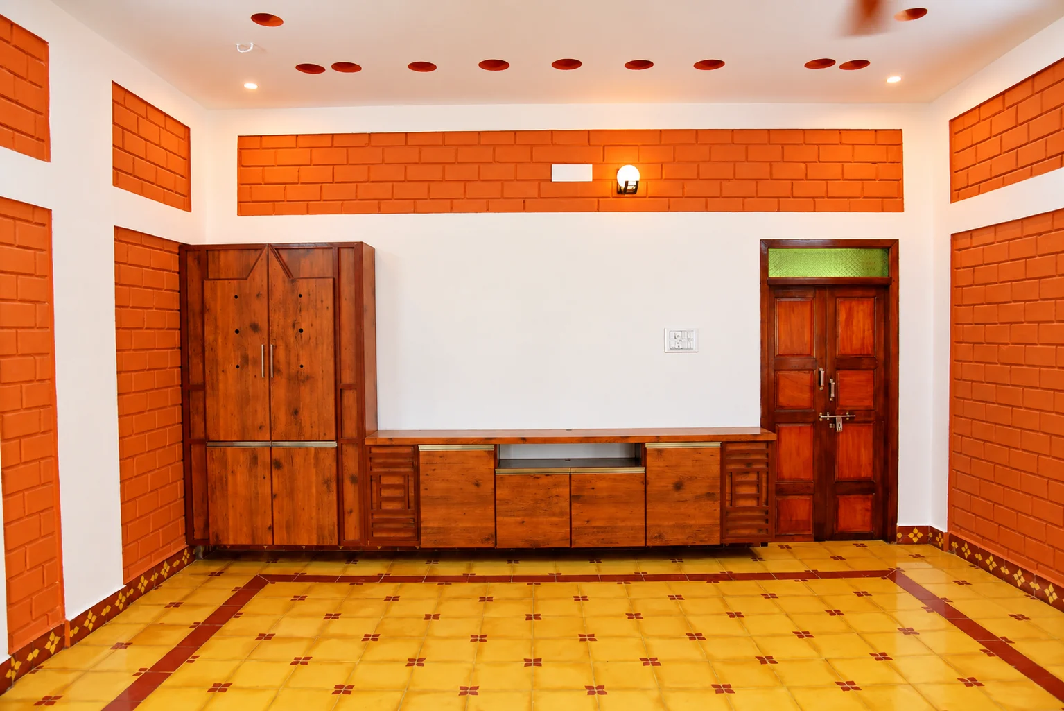 VERAGAM gallery 9
