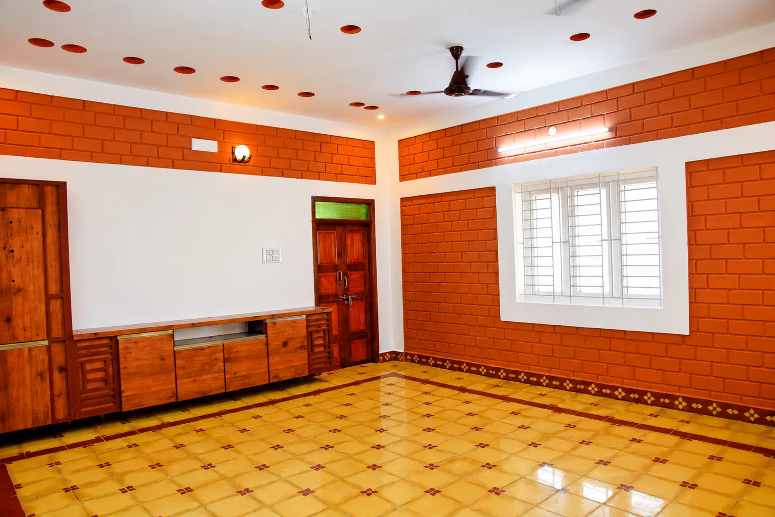 VERAGAM gallery 8