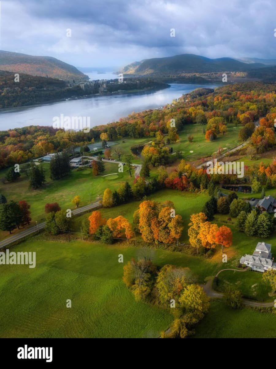 The Hudson River valley looking north toward the highlands