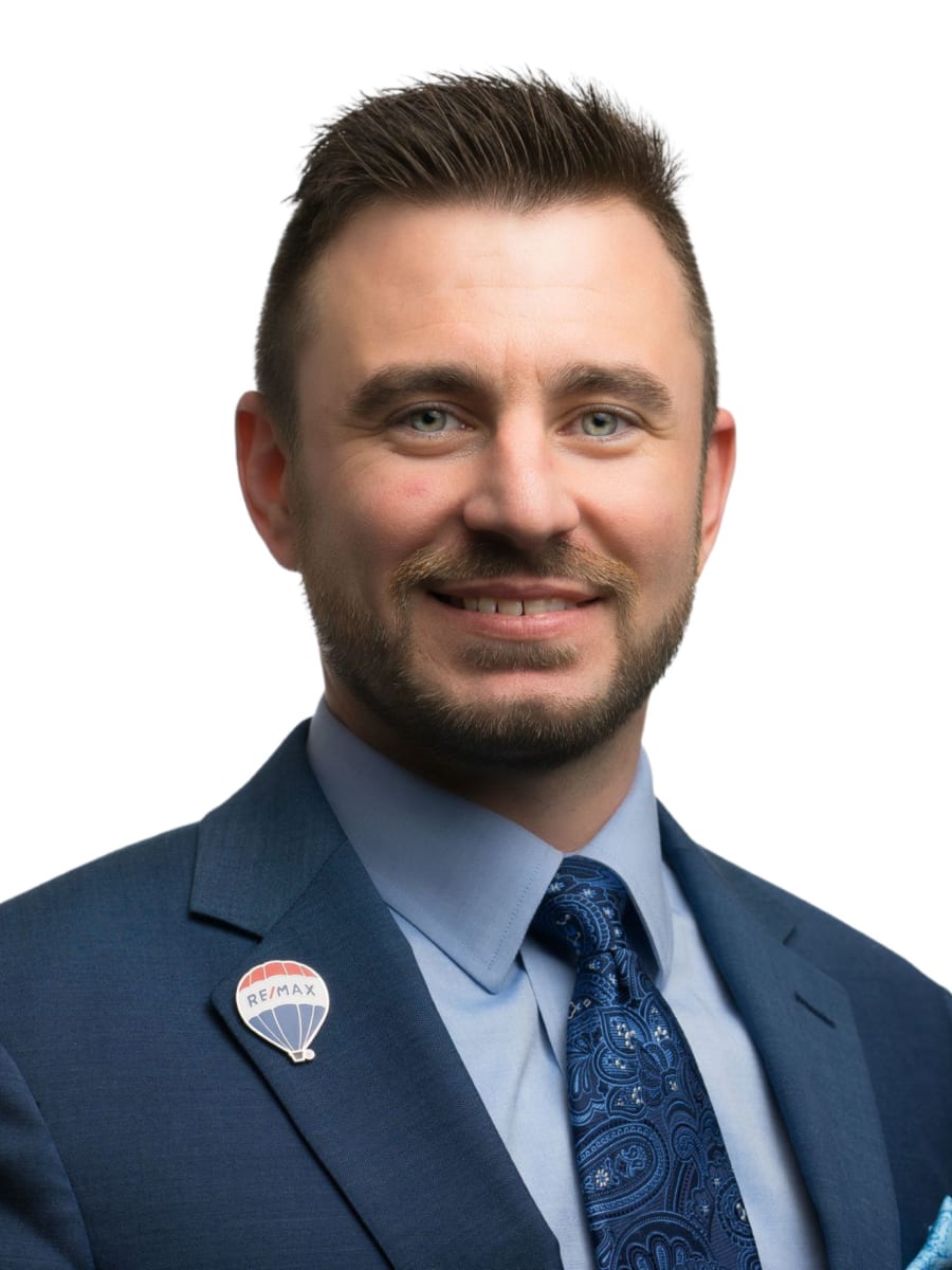 Ryan Sylvestri headshot