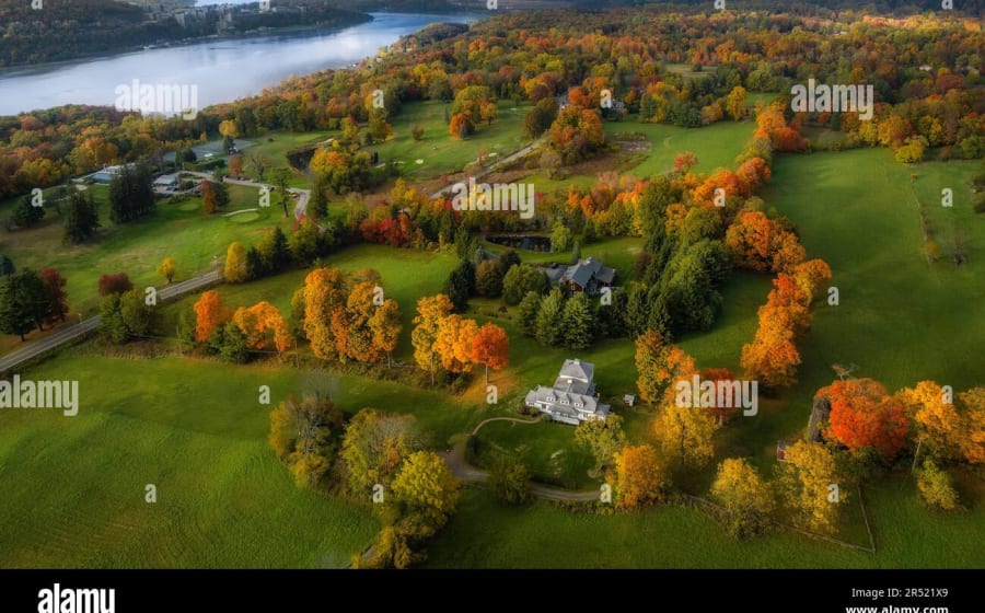 The Hudson River valley looking north toward the highlands
