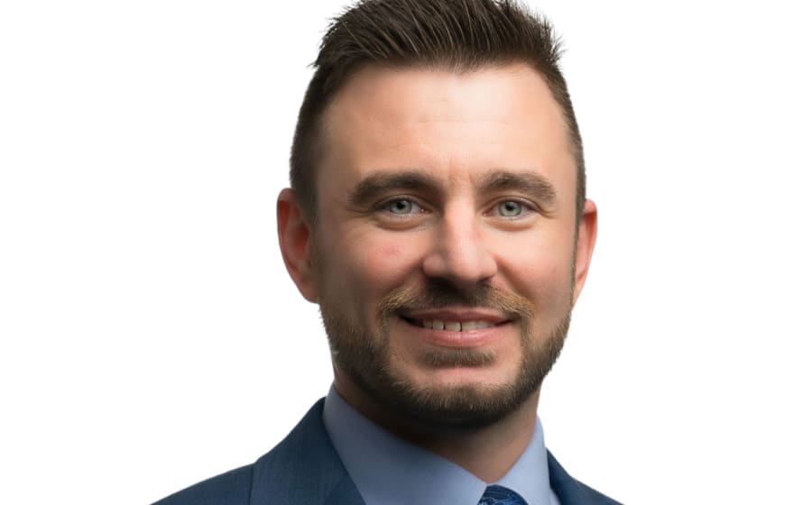 Ryan Sylvestri headshot