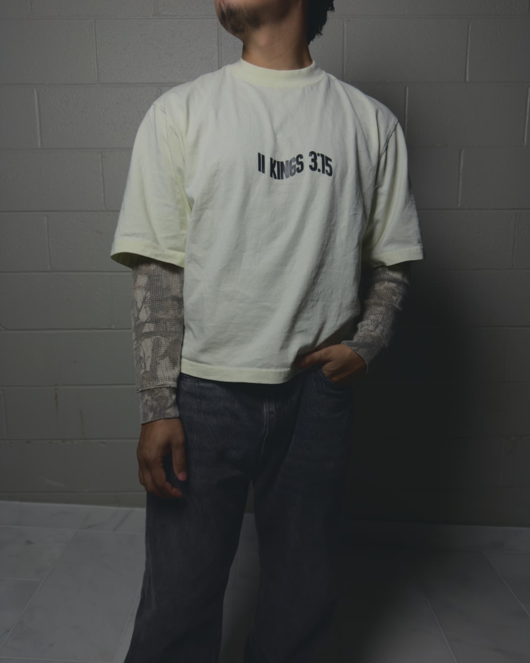 White II Kings 3:15 Cropped Oversized Tee